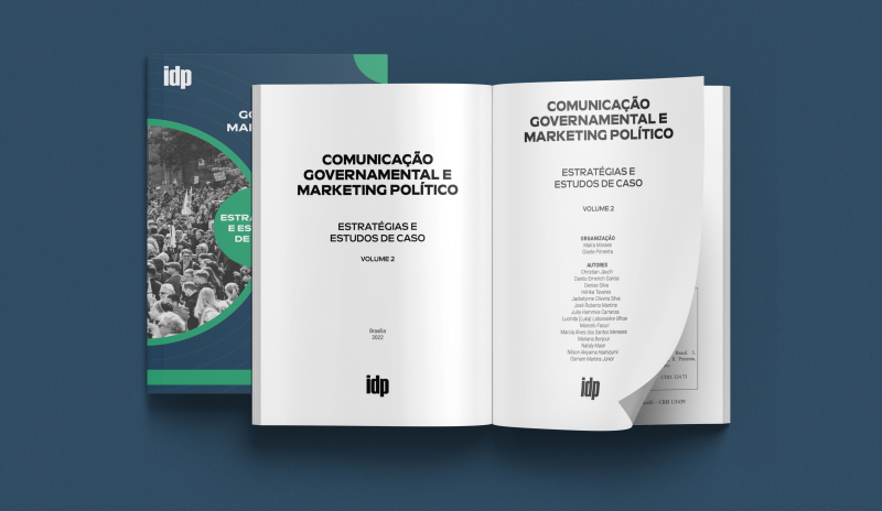 Imagem mostra o segundo volume do livro Comunicação Governamental e Marketing Político.
